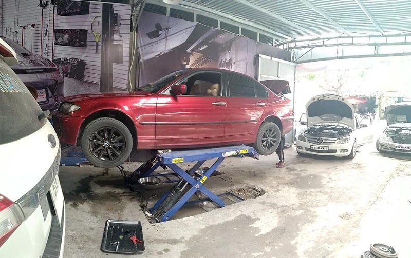 Garage chuyên bảo dưỡng và sửa chữa ô tô chuyên nghiệp