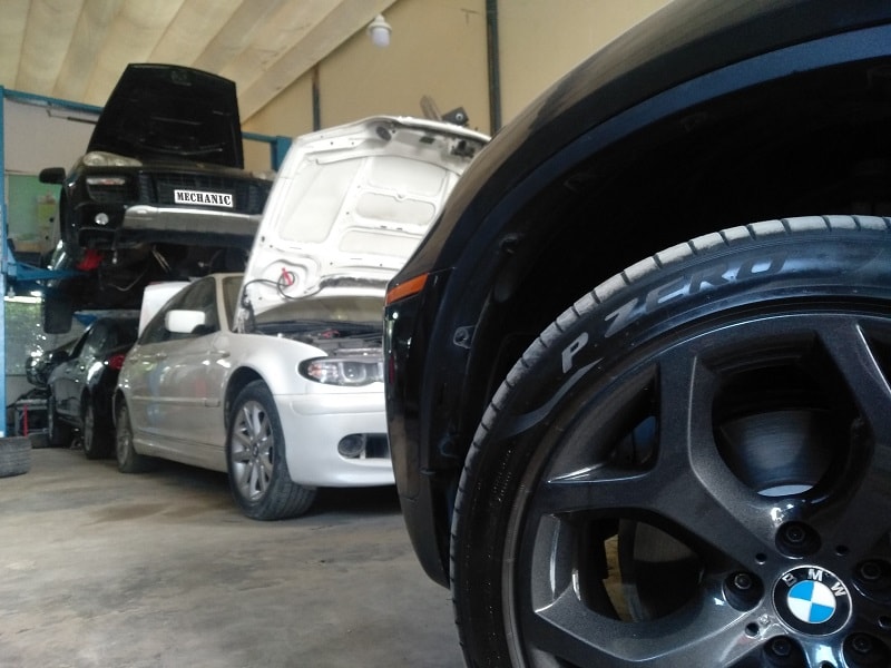 Garage bảo dưỡng gầm xe ô tô uy tín tại TPHCM