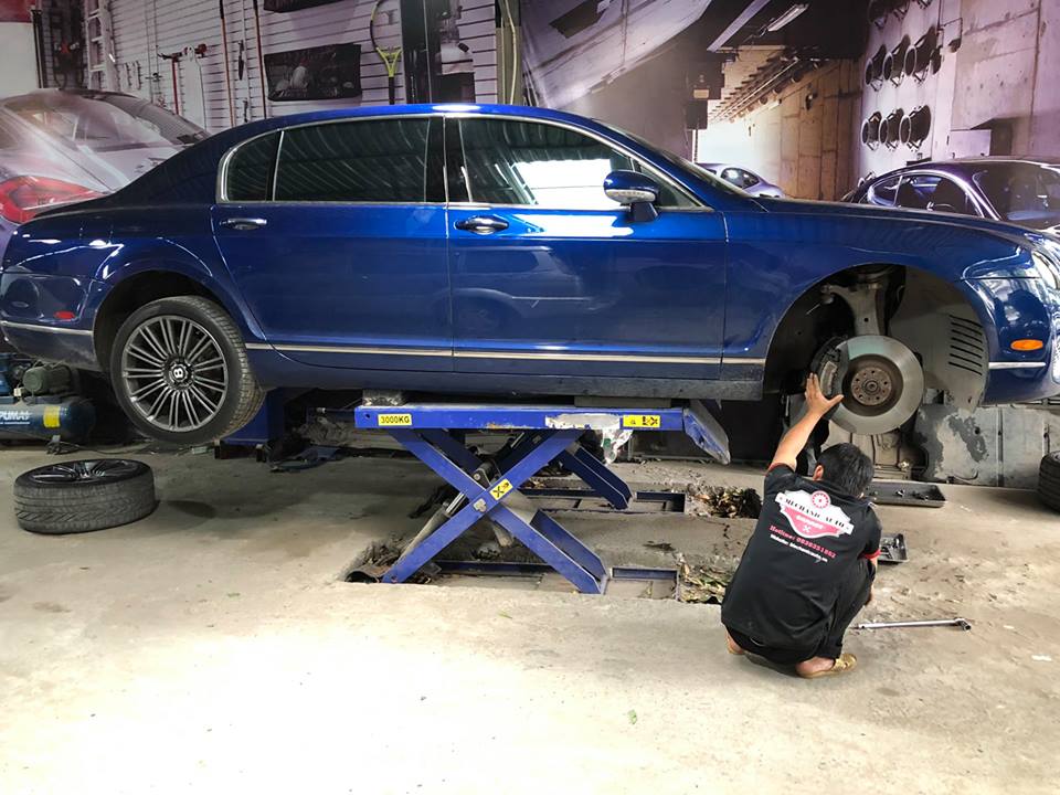 Dịch vụ bảo dưỡng sửa chữa Bentley của Mechanic Auto