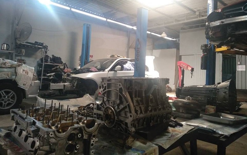 Garage sửa chữa động cơ chuyên sâu tại TPHCM