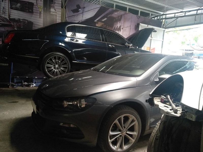 Garage chuyên sửa chữa ô tô Jaguar tại TPHCM
